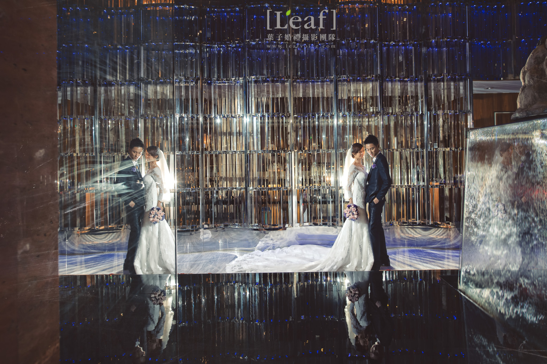 http://www.flickr.com/photos/dear-wedding/sets/72157633470682135/